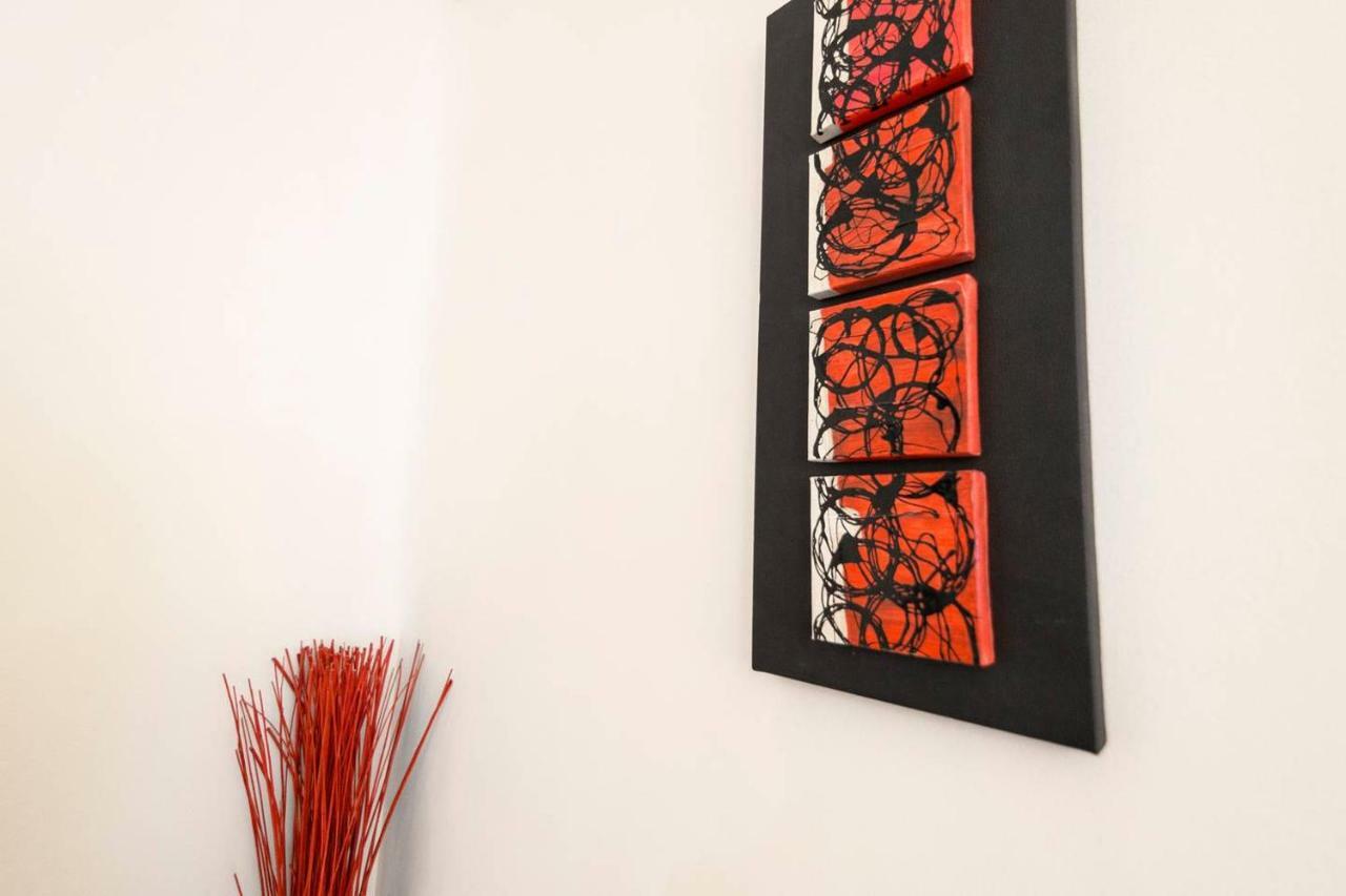 מדריד Home & Private Terrace Wifi + Aircon מראה חיצוני תמונה